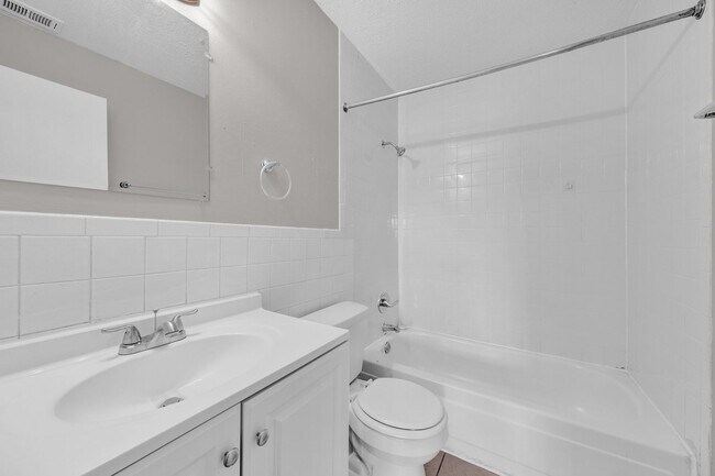 Building Photo - 3457 Pruett Ct