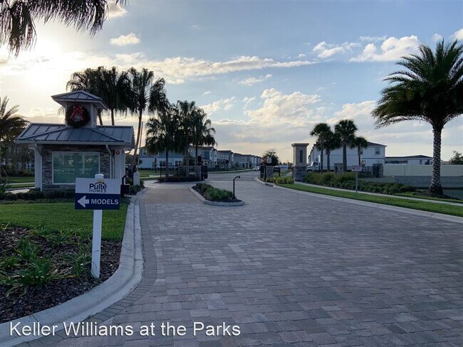 Building Photo - 10307 Folly Bch Rd