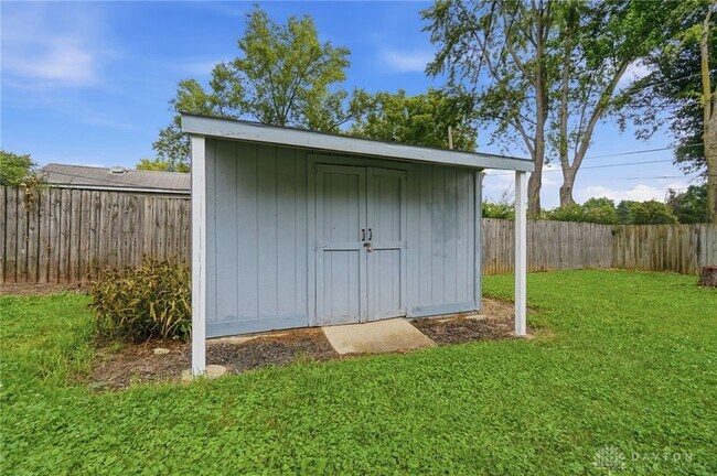 Building Photo - 27 Laurelgrove Dr