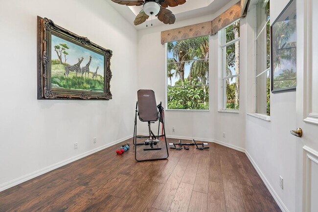 Building Photo - 7713 Sandhill Ct