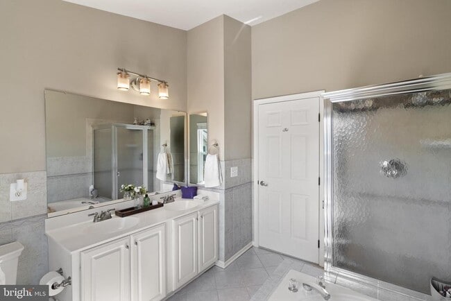 Building Photo - 4326 Sutler Hill Square