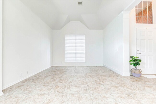 Building Photo - 25702 Caddo Passway