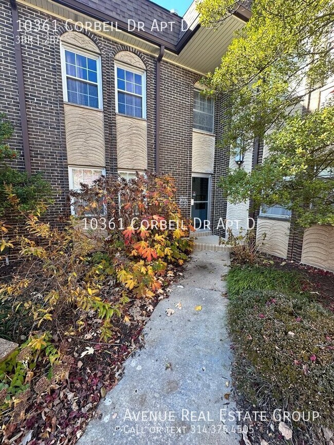 Building Photo - Spacious 3-Bedroom Apartment with Garage &...