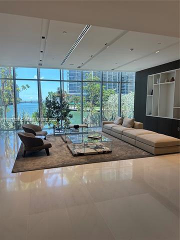 Building Photo - 300 Biscayne Boulevard Way