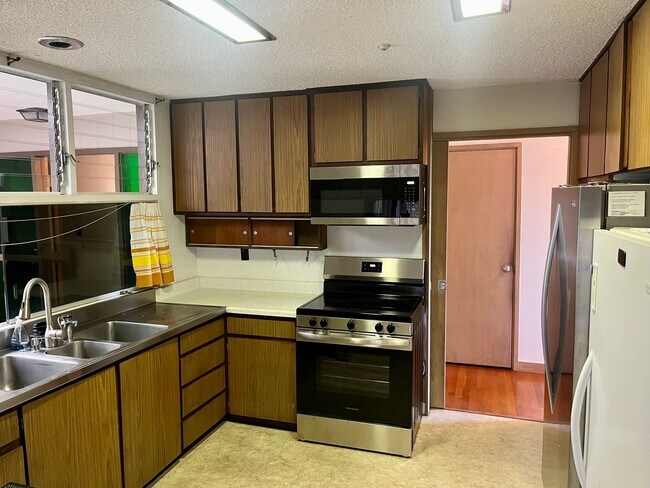Building Photo - 2308 Liloa Rise
