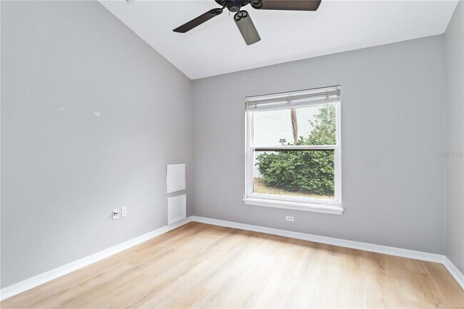 Building Photo - 7 Arbor Oaks Dr