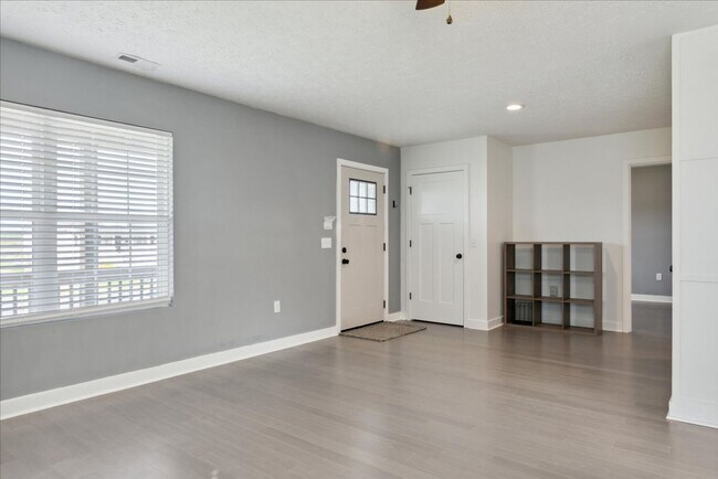 Building Photo - Poquoson