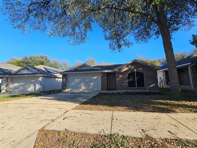 Building Photo - 5213 English Glade Dr