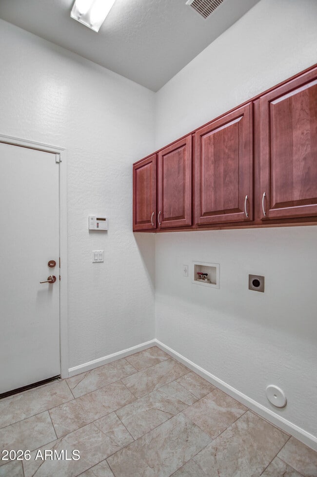 Building Photo - 18431 E Celtic Mnr Dr