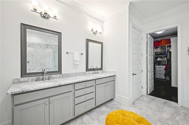 Building Photo - 1108 Briar Cove Cir