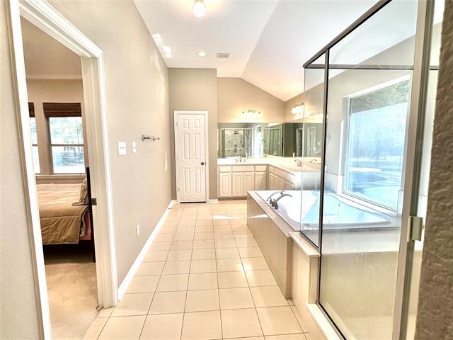 Building Photo - 1924 Countryside Dr