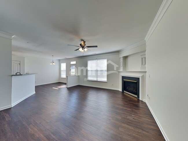 Building Photo - 4732 Sunburst Ln