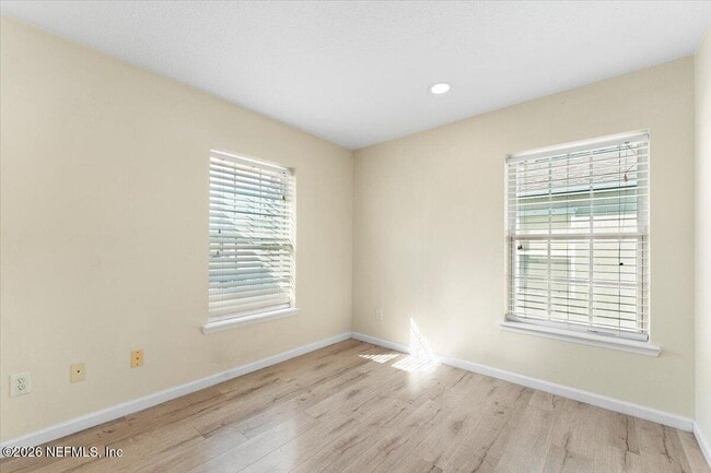 Building Photo - 167 Bay Bridge Dr