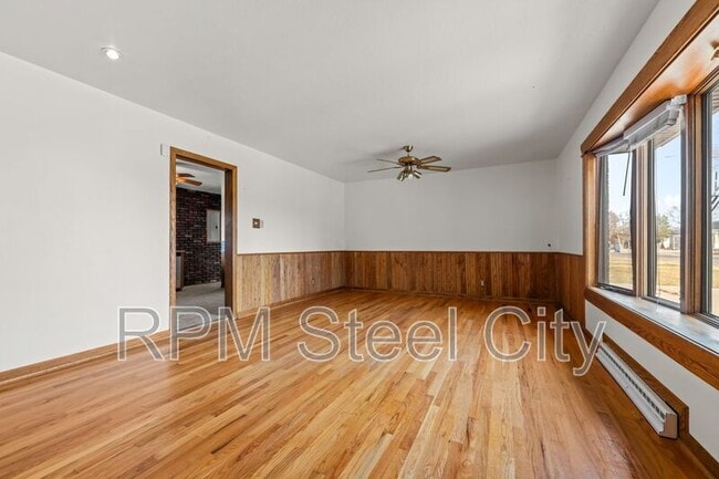 Building Photo - 1529 Alexander Cir