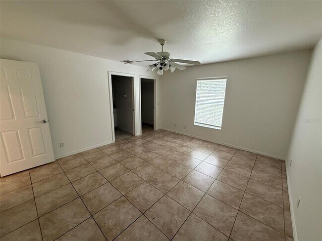 Building Photo - 3305 Circleville St