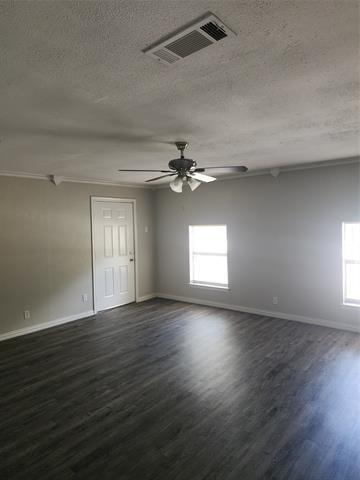 Building Photo - 524 Wallace Dr