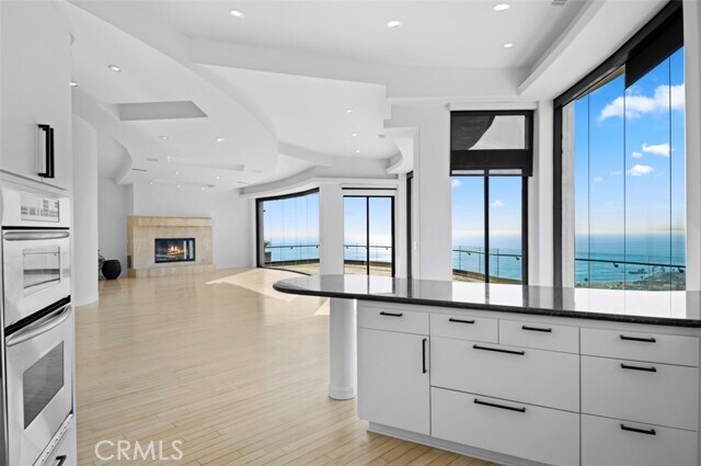 Building Photo - 648 Mystic View