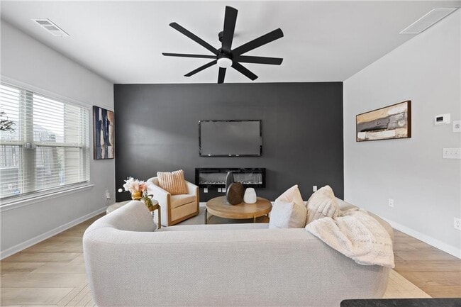 Building Photo - 7122 Chara Ln