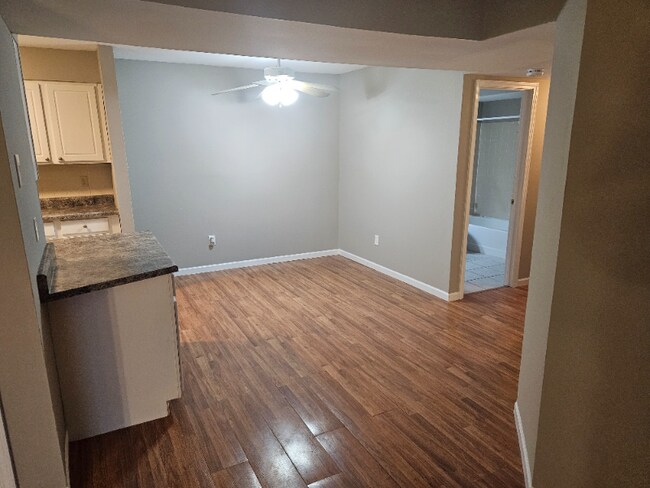 Building Photo - 2339 Sandalwood Creek Ct