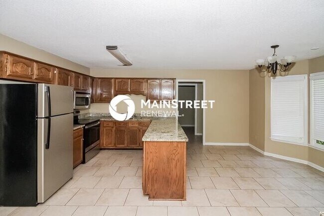 Building Photo - 4 Bedroom Pet-Friendly Home in Cordova, TN with Main Street Renewal