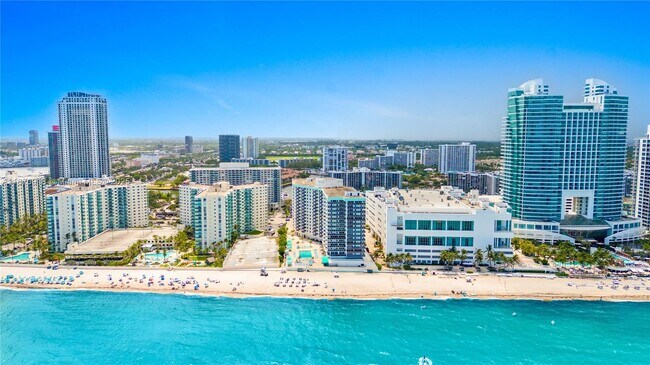 Building Photo - 3725 S Ocean Dr
