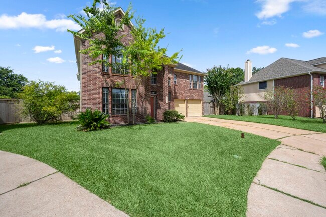Building Photo - 16518 Elmwood Point Ln