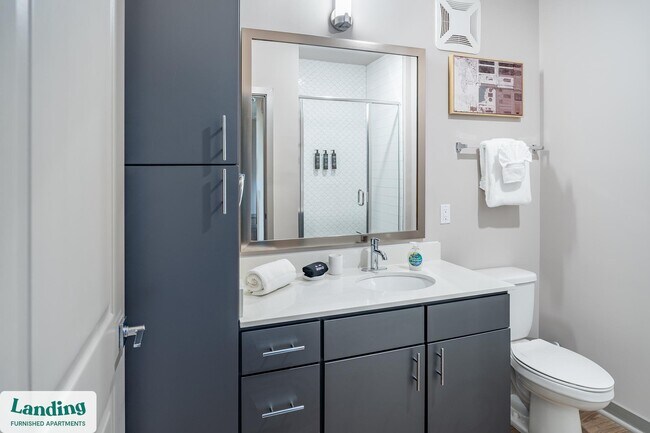 Building Photo - 1559 W 9 Mile Rd