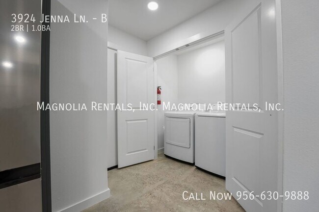 Building Photo - 1st Month Free with 13 Month Lease