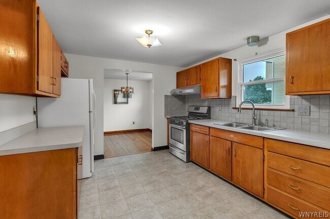 Building Photo - 51 Marrano Dr