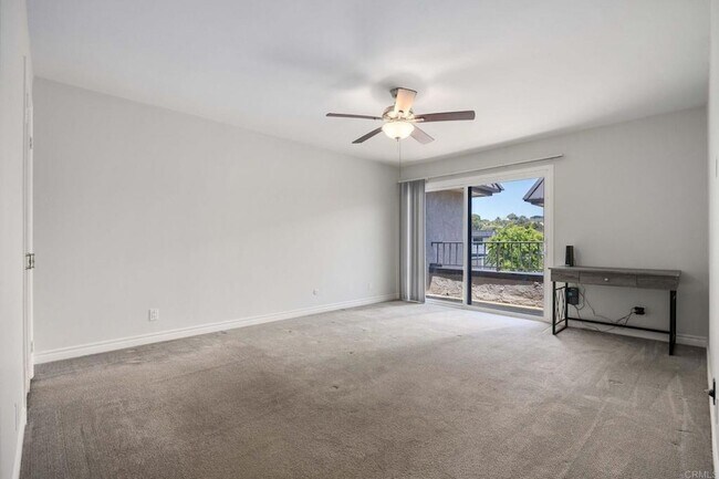 Building Photo - 806 S Sierra Ave