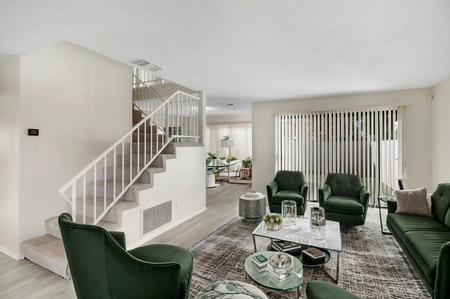 Building Photo - Your Dream 3BR/2.5BA Rental in the Desirable 'Dearborn Grove' Community in Redlands!