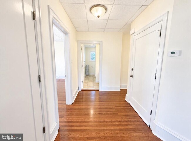 Building Photo - 815 Fayette St