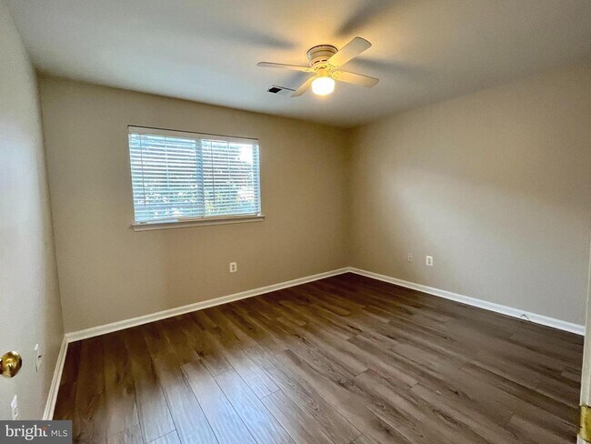 Building Photo - 1122 Huntmaster Terrace NE