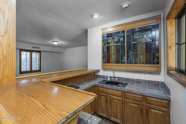 Building Photo - 49 Biltmore Estates Dr