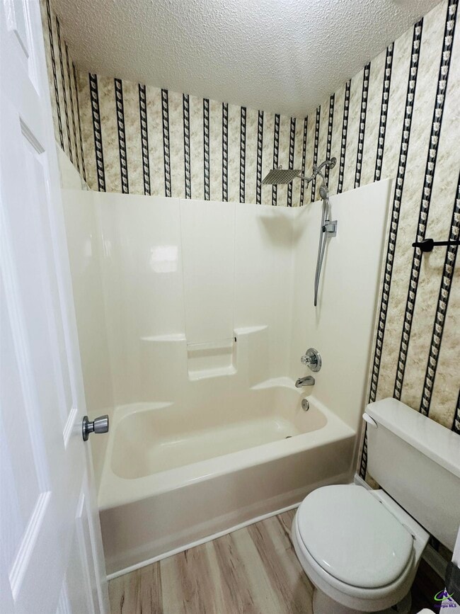 Building Photo - 107 Eagles Landing Trail