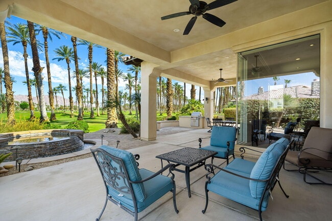 Building Photo - 56985 Village Dr