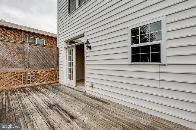Building Photo - 2026 N Culpeper St