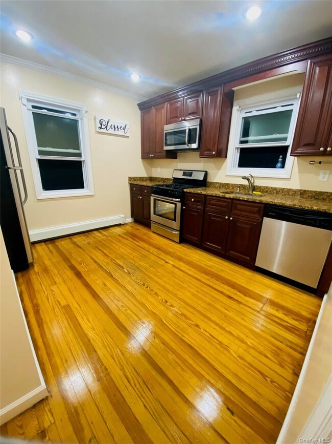 Building Photo - 69 Grand Ave