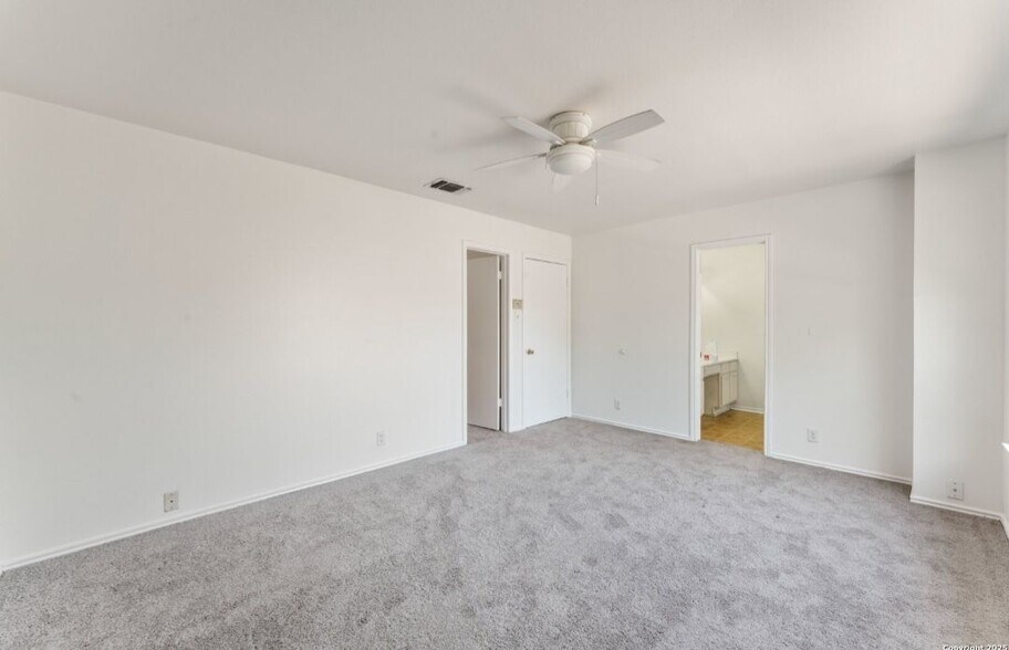 Building Photo - 8207 Galespoint