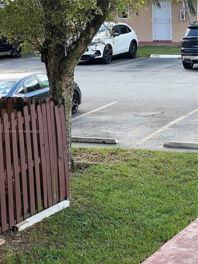 Building Photo - 260 NW 107th Ave