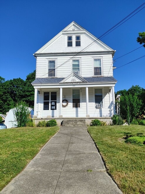 Building Photo - 395 S Main St