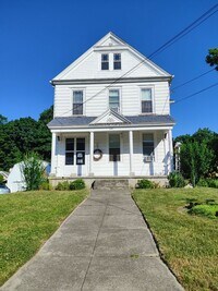 Building Photo - 395 S Main St