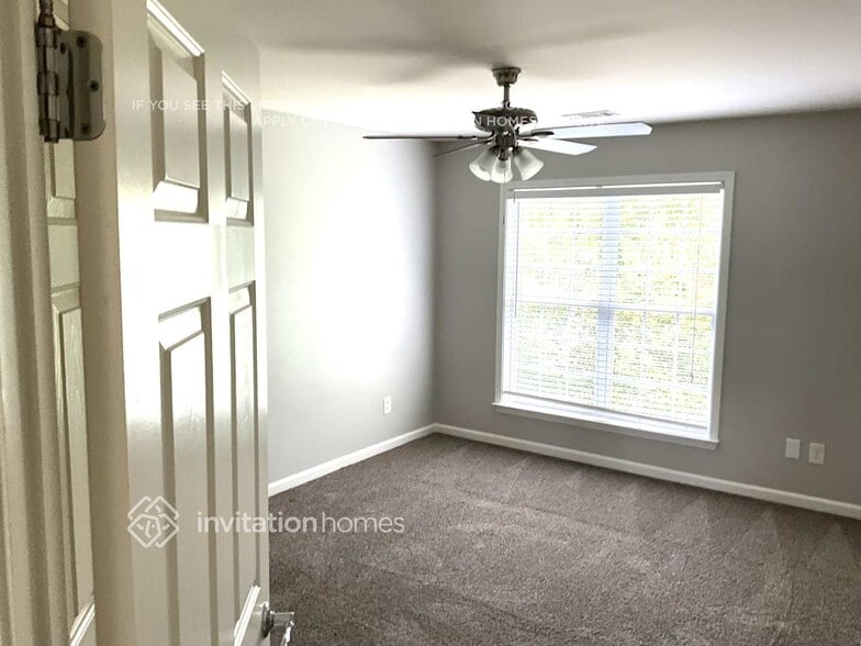 Building Photo - 905 Idlewood Dr