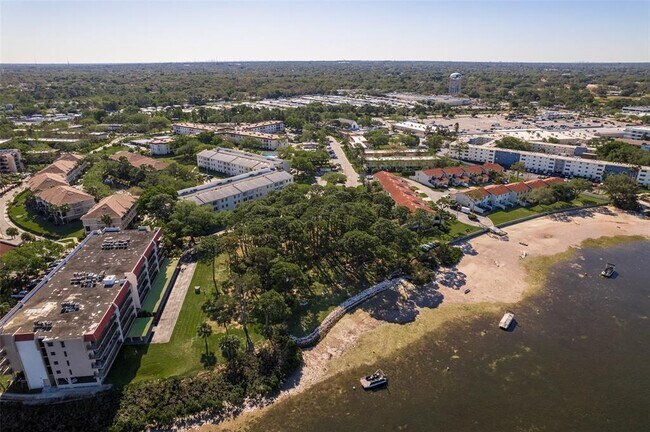 Building Photo - 2700 Bayshore Blvd