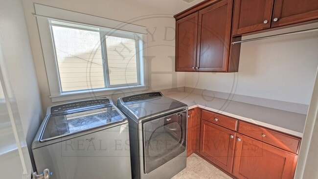 Building Photo - 4572 NW 175th Pl