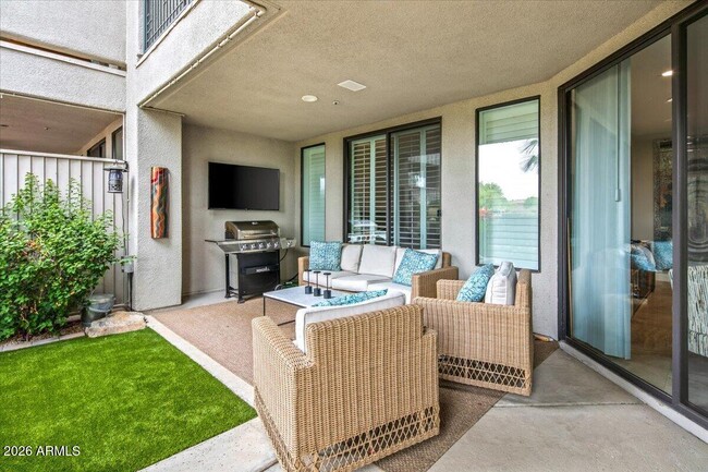 Building Photo - 7700 E Gainey Ranch Rd