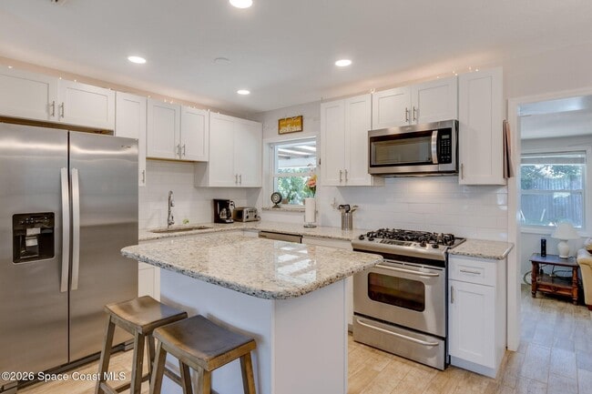 Building Photo - 101 E Dover St