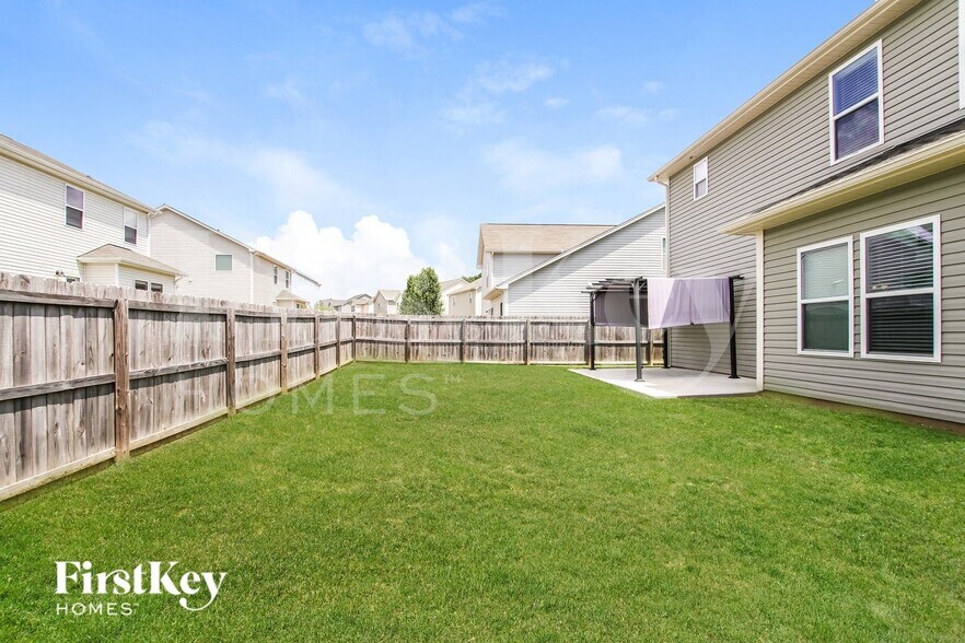 Building Photo - 504 Landis Oak Way