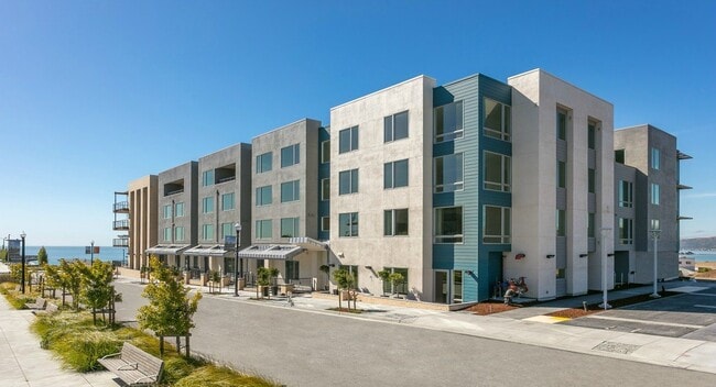 Building Photo - 52 Innes Ct
