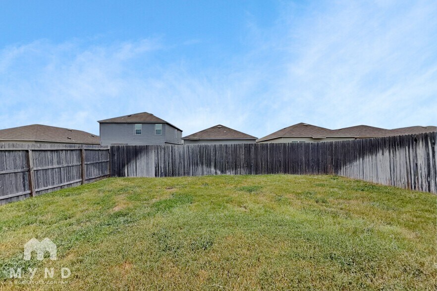 Building Photo - 12911 Cicely Ct